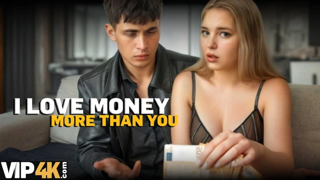 HUNT4K. Doğal memelerimi rastgele gösteriyorum