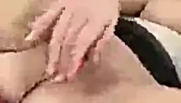 Üvey annem onunla yatmamı istiyor