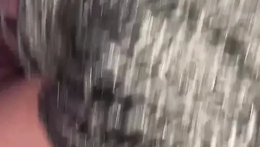 Çok iyi sikişiyor, amcığı çok kremsi
