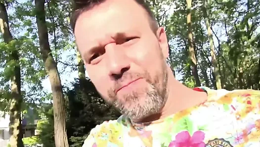 Der geilste fick im Auto mit tatoo Schlampe Nina