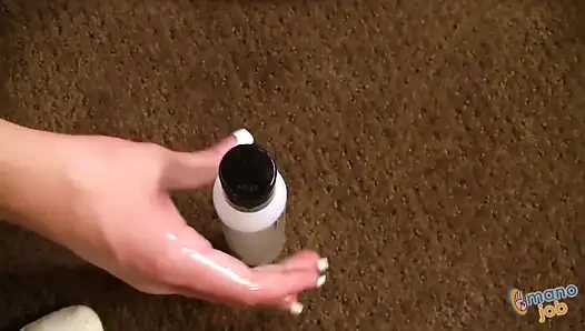 Diş teli, memeler, gözler