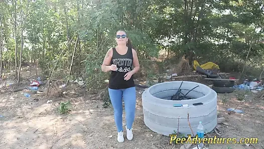 Chubby Tattoed Girl Desperate to Pee Wet Herself and Pipi in Her Jeans While Doing Her Fitness