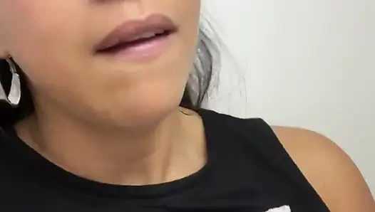 Kendime biraz dokunmak zorunda kaldım