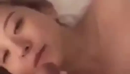 yüzünde büyük horoz crum