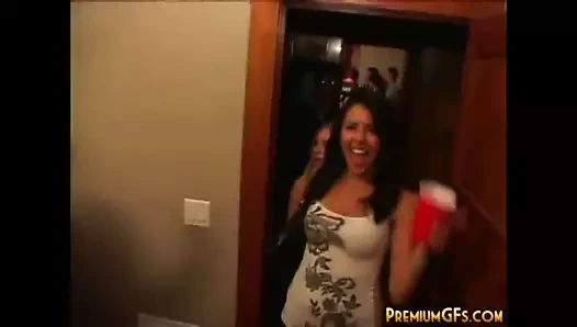 Parti çift oral seks ve kahrolası Hardcore