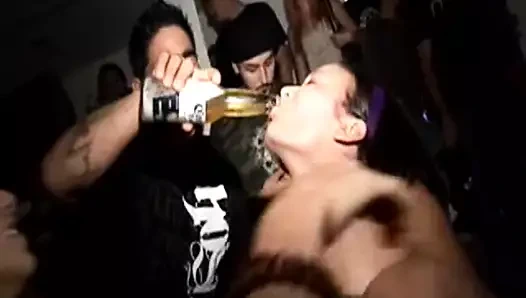 Lezbo üniversiteli fahişeler amcık yalıyor