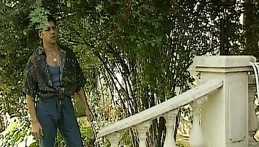 Götten sikilen Alman bebek yaraksız bir gün bile gidemiyor