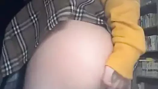 Şaşırtıcı Asya kedi