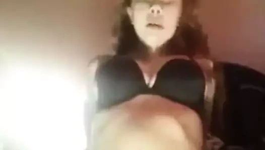 Esmer anal sürtük boşalan ve çığlıklar