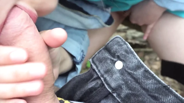 I SUCK MY BOYFRIEND AND MASTURBATE MY PUSSY IN PUBLIC
