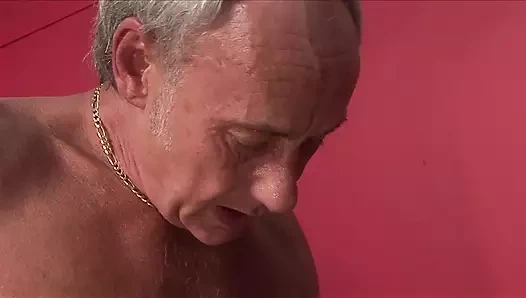 Ofis partisi bir seks partisi lanet oturumun bir parçasına dönüşüyor