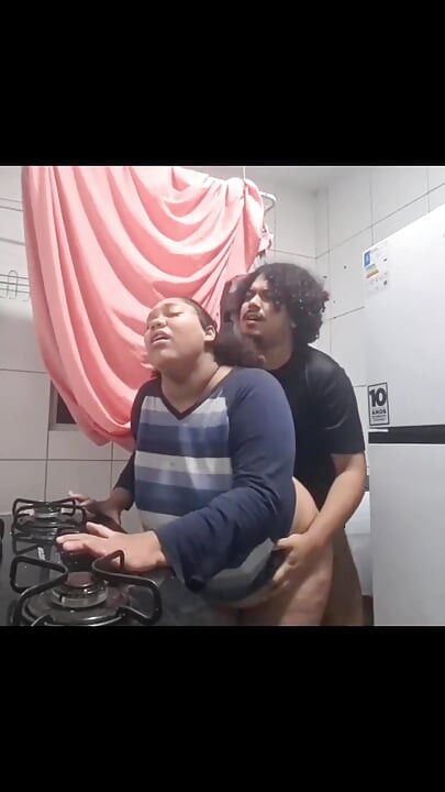 Üvey annem beni banyo yapmak için çağırıyor