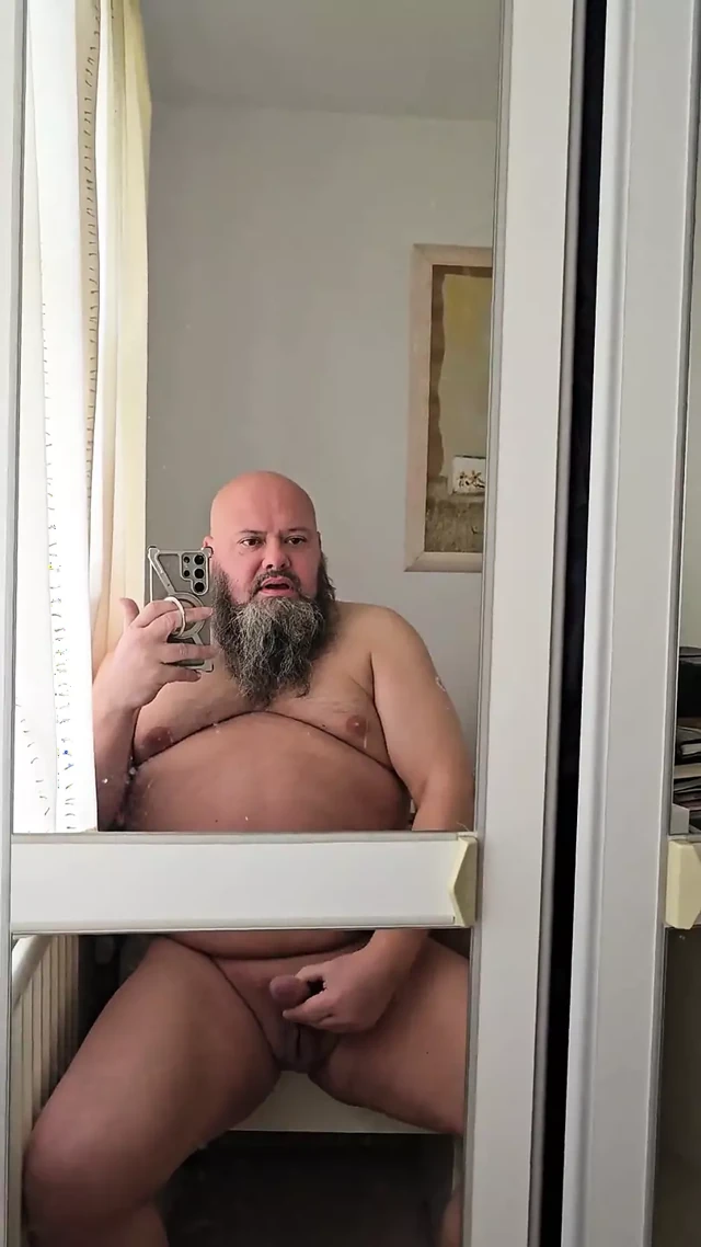 Oturmalı ayna mastürbasyonu