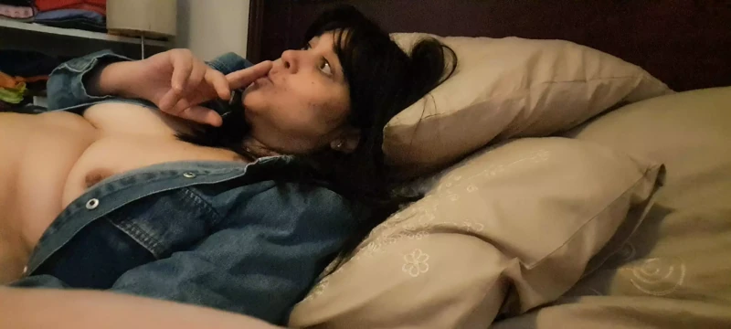 Kocamı sikmiyordum sen vardın ve neredeyse yakalanıyorduk
