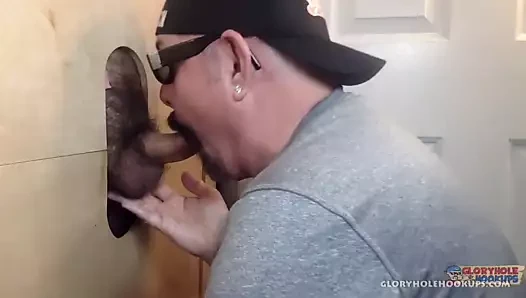 Sikişme benim delikler at the gloryhole