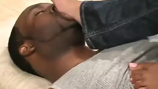 Sasha'nın ayak ibadet 2