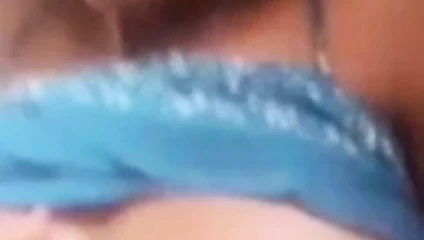büyük göğüsler