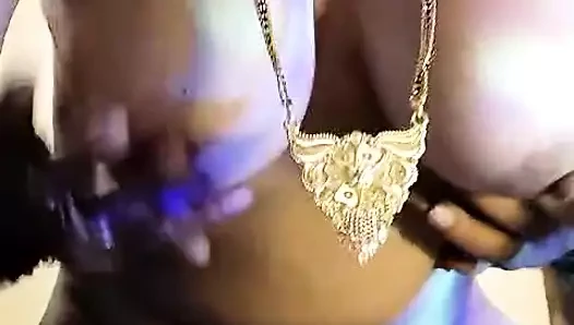 Sed oynamak için ateşli teyze