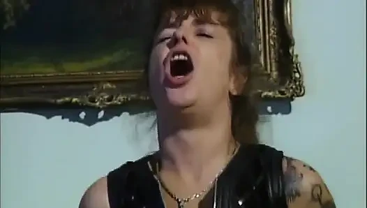 Big milf hairy pussy fucking
