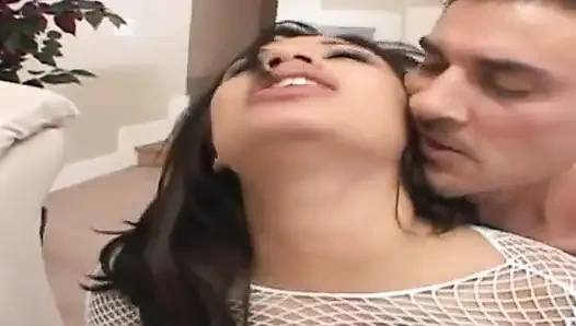 Prenses iki yarakla sikişiyor