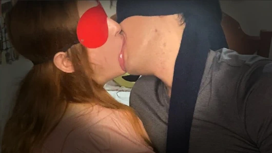 In KISSING classes with my hot 😈 stepsister