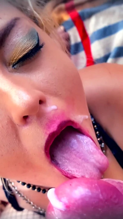 Lola Spais yeni boşalma derlemesi
