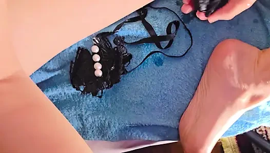 Göt Deliğimde Külotla Inleyen Klitoral Orgazm...