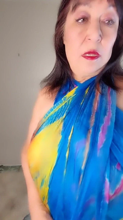 Sana ihtiyacım var! Striptiz.