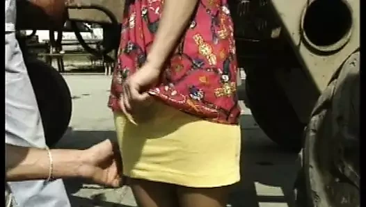 Blonde Bauernfotze Outdoor gefickt