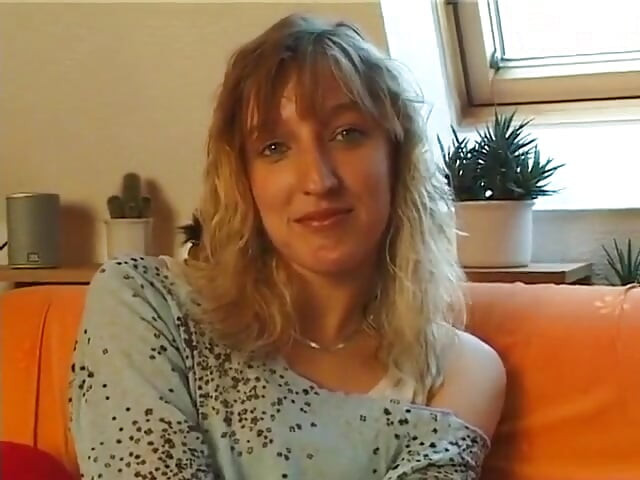 Angela'nın porno işiyle hiçbir deneyimi yok