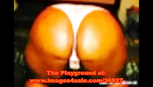 Mizz Bee gece geç saatlerde beyaz resim şovunda!