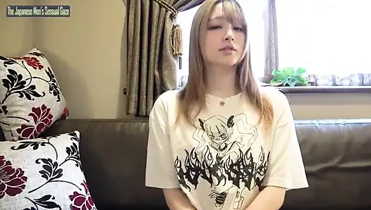 Trueamateur solgun büyük memeli kız zengin, yoğun aşk günlüğünü paylaşıyor