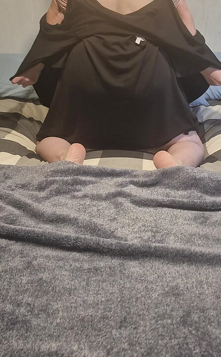 Seksi iri güzel kadın dildoya biniyor