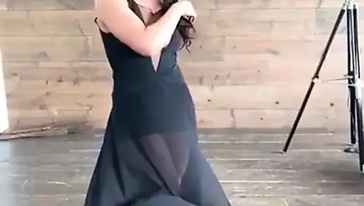 Muhteşem değil çıplak yeşim