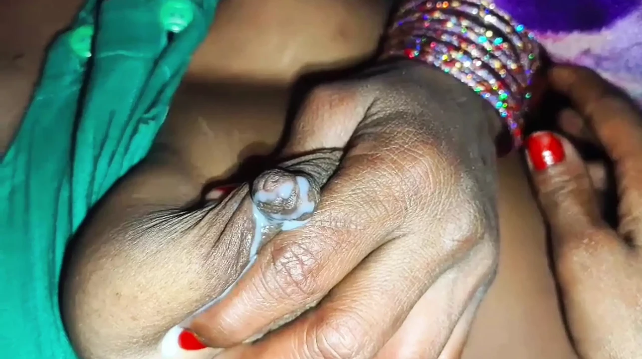 Premium Bangali Pati Ne Apne Patni Se Lipstick Lgwake Ke Lund Ko Chuswaya Aur Stepe Mom Bana Ke Hard Chudai Kiya Tab Patni Chilane Lagi (Uncut) - USA Special