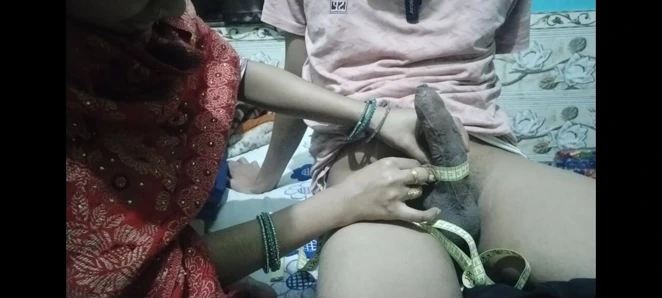 Genç kız arkadaşımı ilk kez siktim kremalı amcık