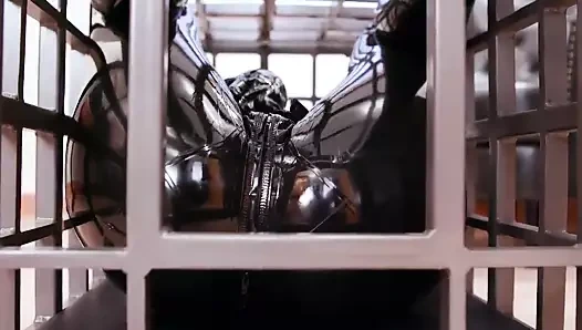 sınırlı ve azgın