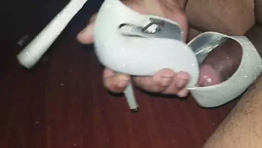Siktir et ve cum içinde peep toe pompa topuklu