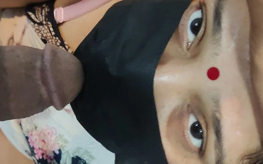 Sevimli Yenge Gorimam Ile Sakso Çekiyor