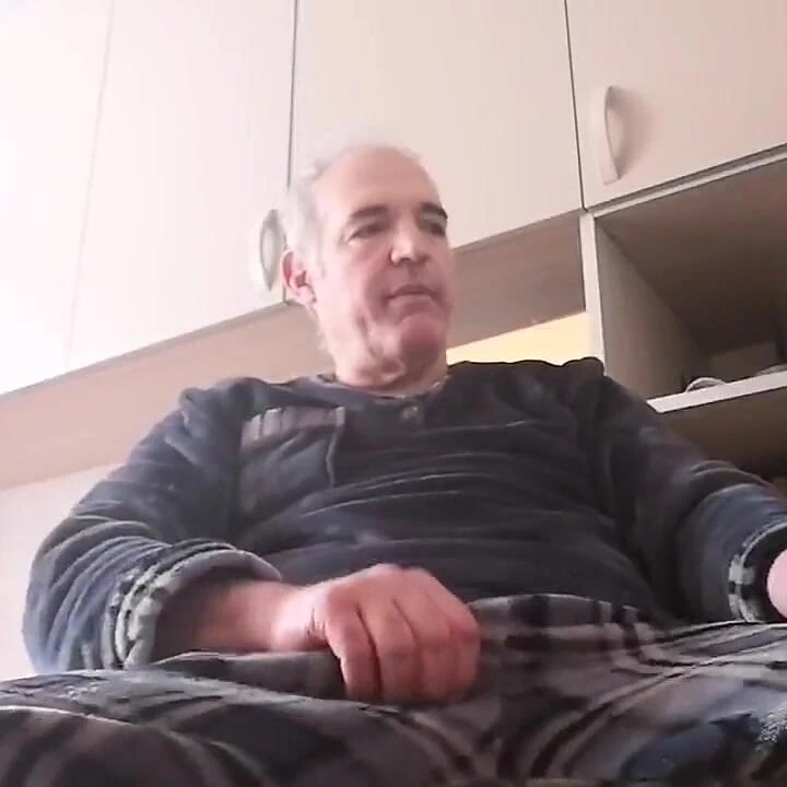 Cumartesi sabahı el işi, son idrar!