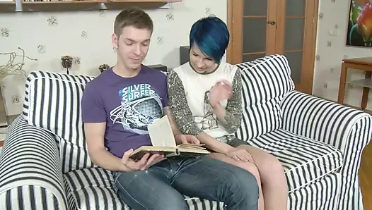 Zar zor yasal Rus sürtük Katerina Kalichak amcık alıyor