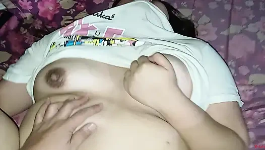 Birden fazla orgazm oldu ve bunu çok seviyor