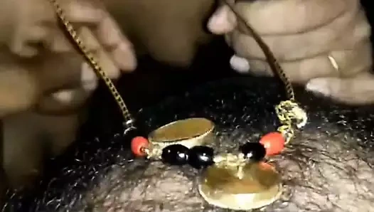 Parosh ki aunty mera lund chus rahi hai bölüm 2