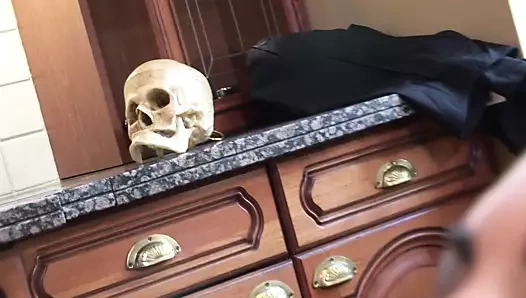 Erotik gençler inilti içinde zevk süre Başlarken sert zonklama