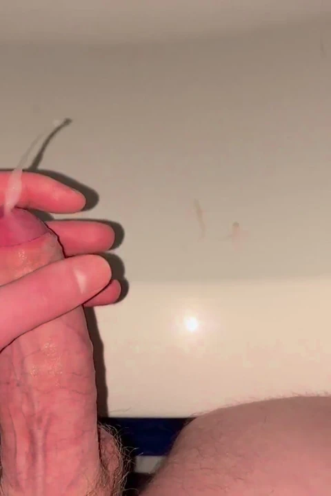 Kız Kardeşim Çamaşır Yıkamak Için Geri Gelmeden Önce Hızlı Boşalma