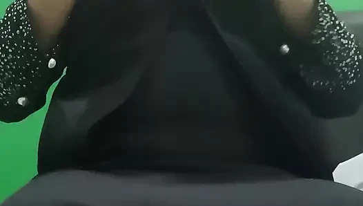 Genç bir dul ilgi istiyor.