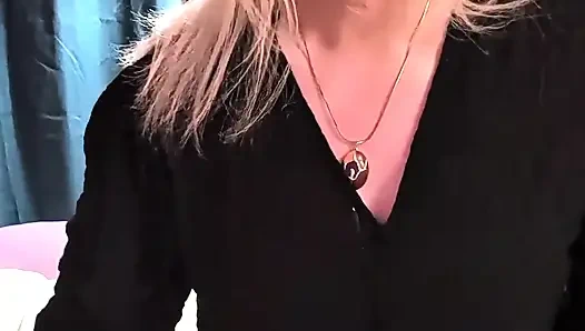 Taytla mastürbasyon yapıyor