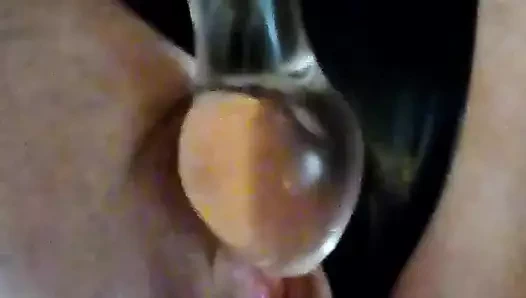 Dildomu ve amcığımı seviyorum