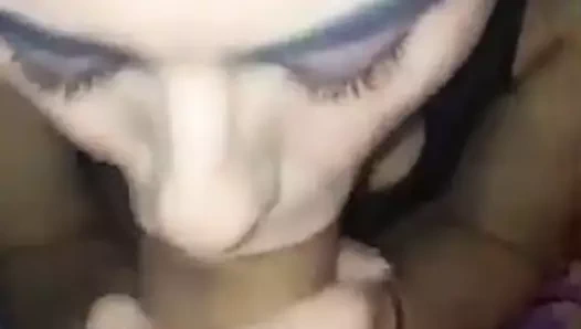 Le gusta mamarmelo con mi leche por todos lados