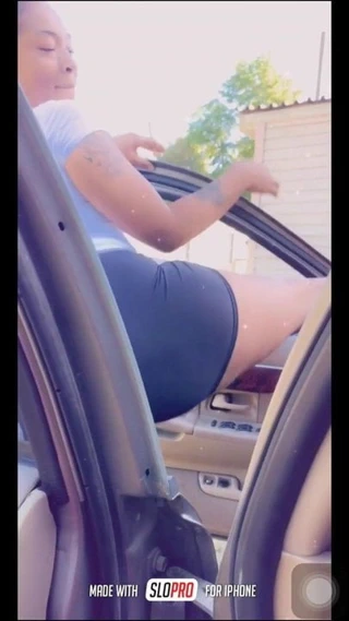 Teyze bir yeğeni için eşek atma